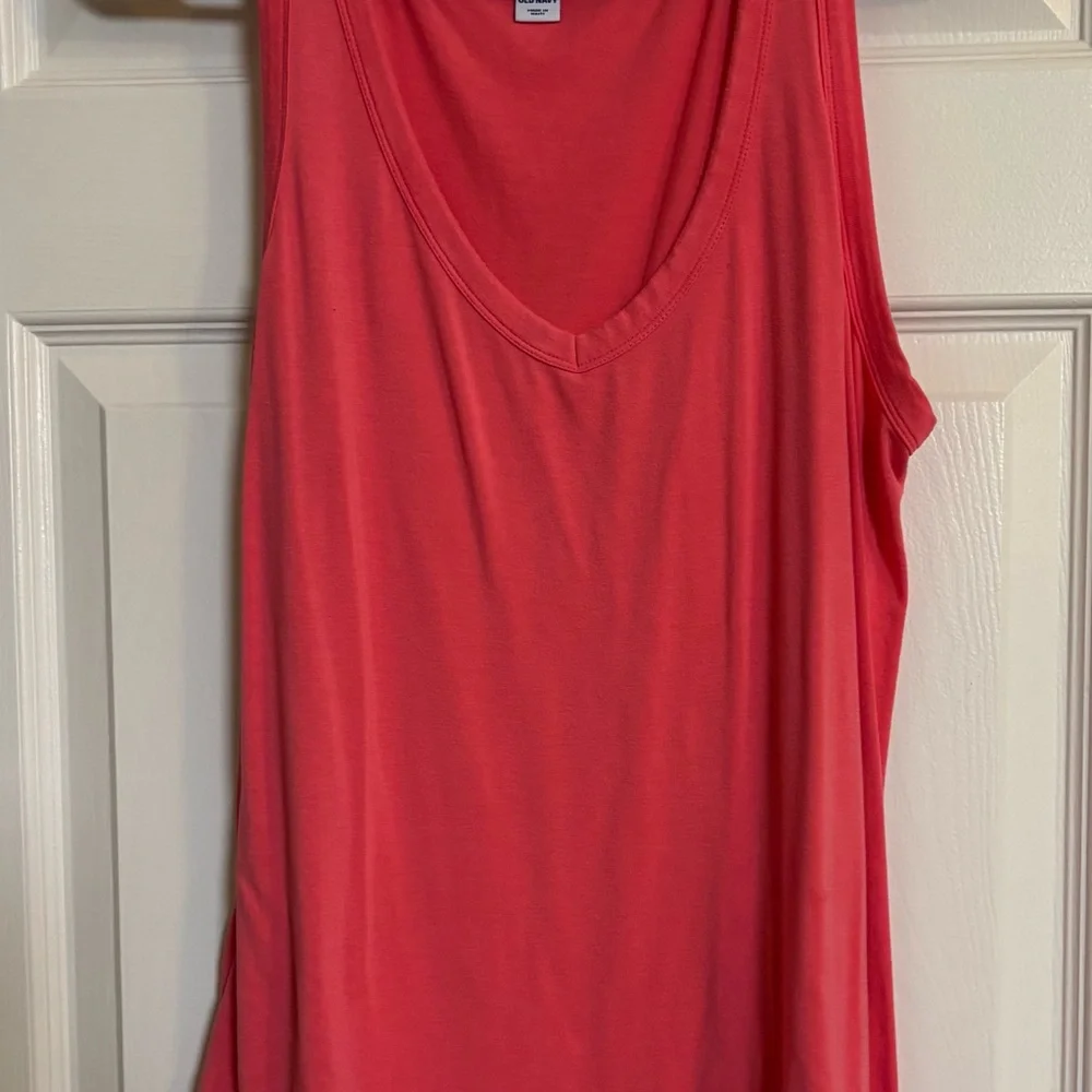 Old Navy Women's Luxe Tank Tops - Coral and Cream - Picture 2 of 4